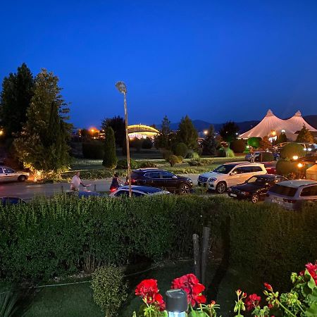 Sunset Apartment Struga Bagian luar foto