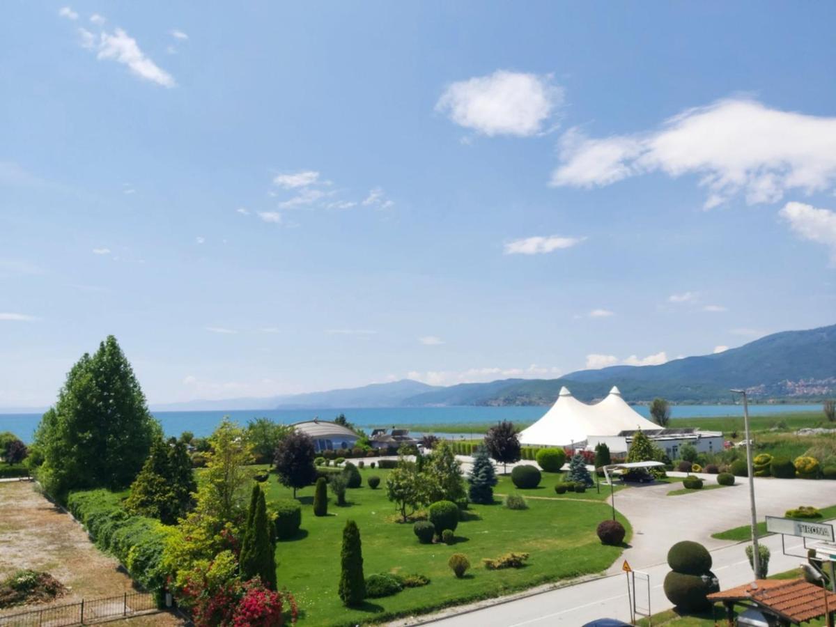 Sunset Apartment Struga Bagian luar foto